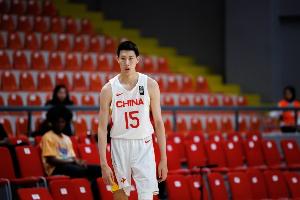 媒體人：中國(guó)男籃U19打的全是自己不擅長(zhǎng)的東西 防守簡(jiǎn)直不忍直視