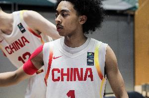 探長(zhǎng)：中國(guó)U19男籃的小伙子們想拿下比賽 但外線防守&籃板保護(hù)差